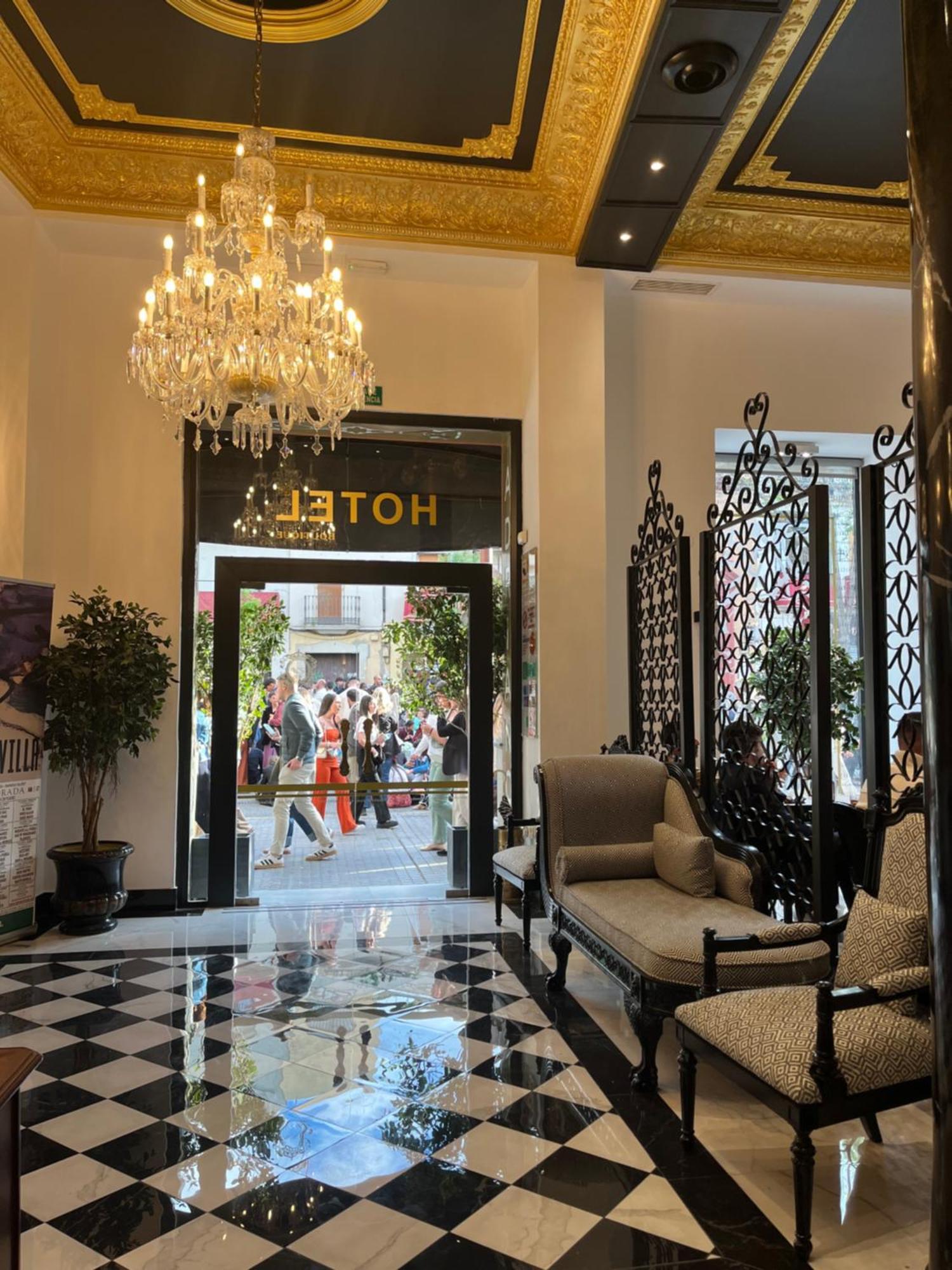 Adriano Boutique Sevilla Exterior photo